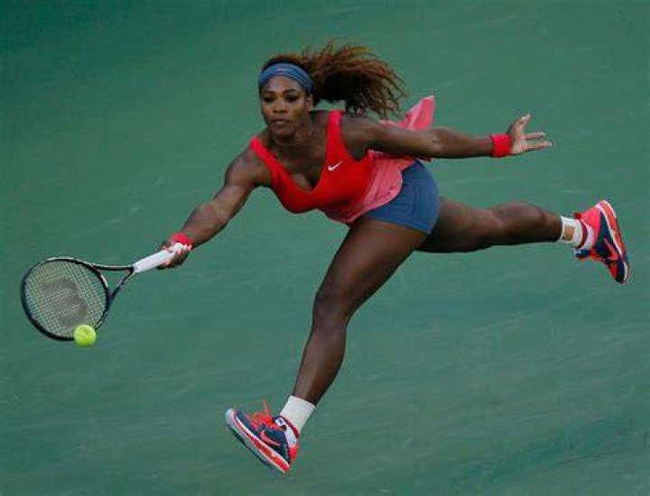 「serena williams naked」とは何か 検索意図と写真の文脈を解説